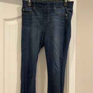 Perfect stretch jeans cropped to ankle!